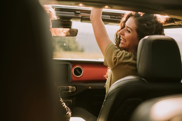 Comment organiser un road trip pour découvrir les petites îles du sud de la Corse?